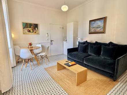 Suite n°5 à l’étage — canapé convertible